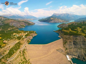 Гостиница Au Paradis des Grillons  Эспинас